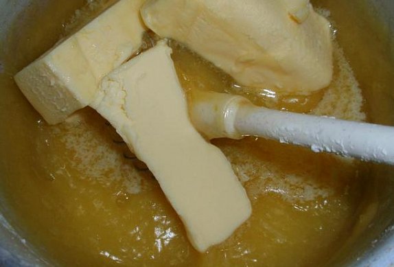 Citronový nebo pomerančový koláč (řez) - křehký a pikantní