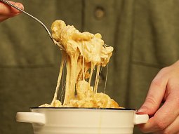 Mac and cheese I.